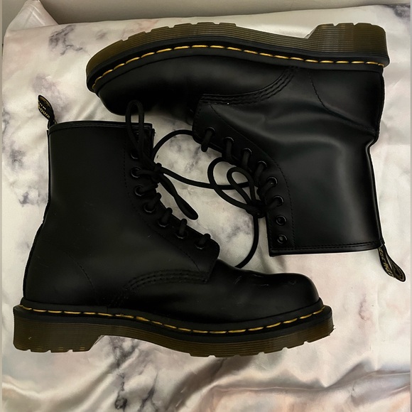 Dr. Martens Black Leather Lace-Up Boots - Picture 6 of 10